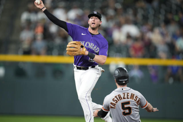 Giants sub for Rodón with 6 relievers, beat Rockies 6-3