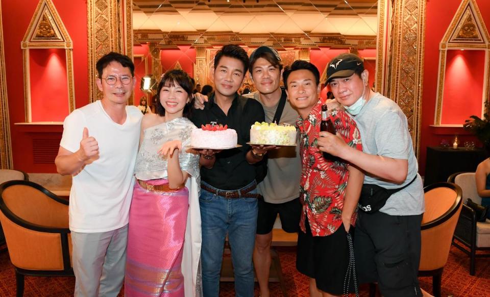 謝承均在泰國拍戲，也過了51歲生日。（三立提供）