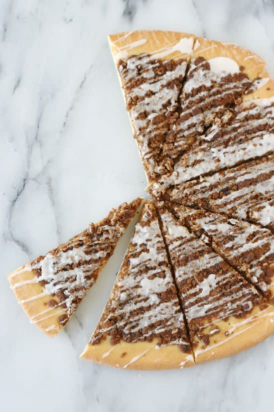 Cinnamon Streusel Dessert Pizza