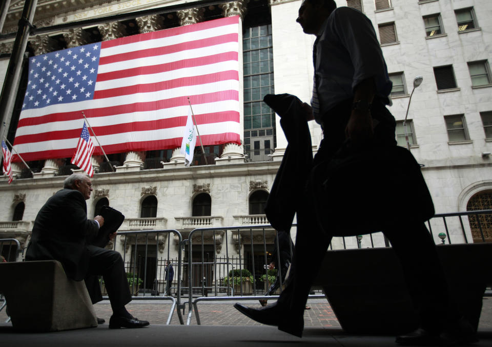 Fachada de la sede de la Bolsa de Nueva York, en la famosa Wall Street. REUTERS/Brendan McDermid