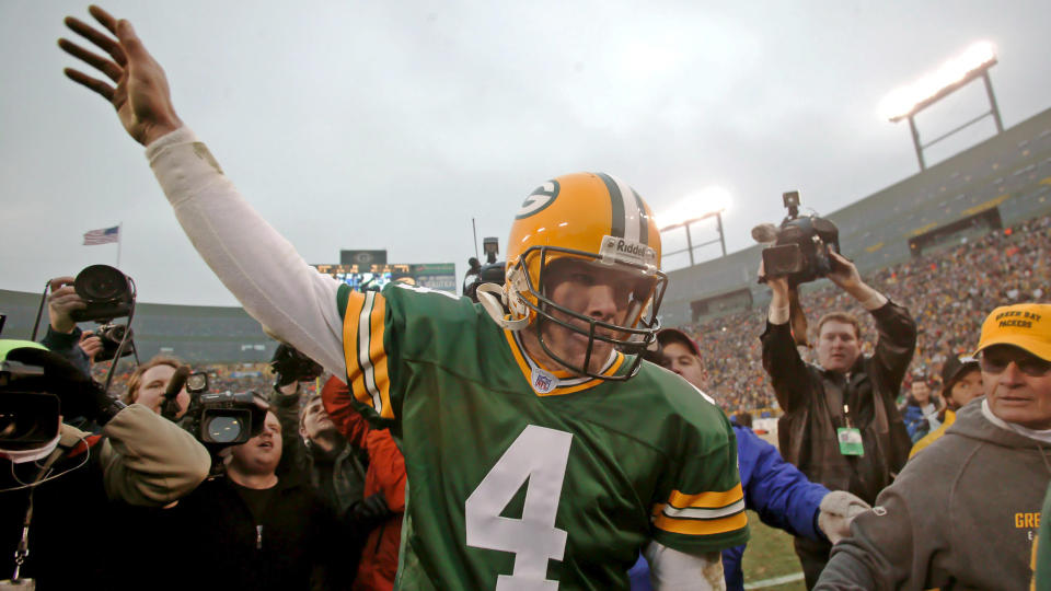 Mandatory Credit: Photo by Darren Hauck/EPA/Shutterstock (7832559i)Green Bay Packers' Brett Favre Waves to the Fans After Defeating the Seattle Seahawks in the Last Regular Game of the Nfl Season in Green Bay Wisconsin Sunday 01 January 2006 the Packers Won the Game with a Final Score of 23-17Usa Nfl Seahawks Packers - Jan 2006.