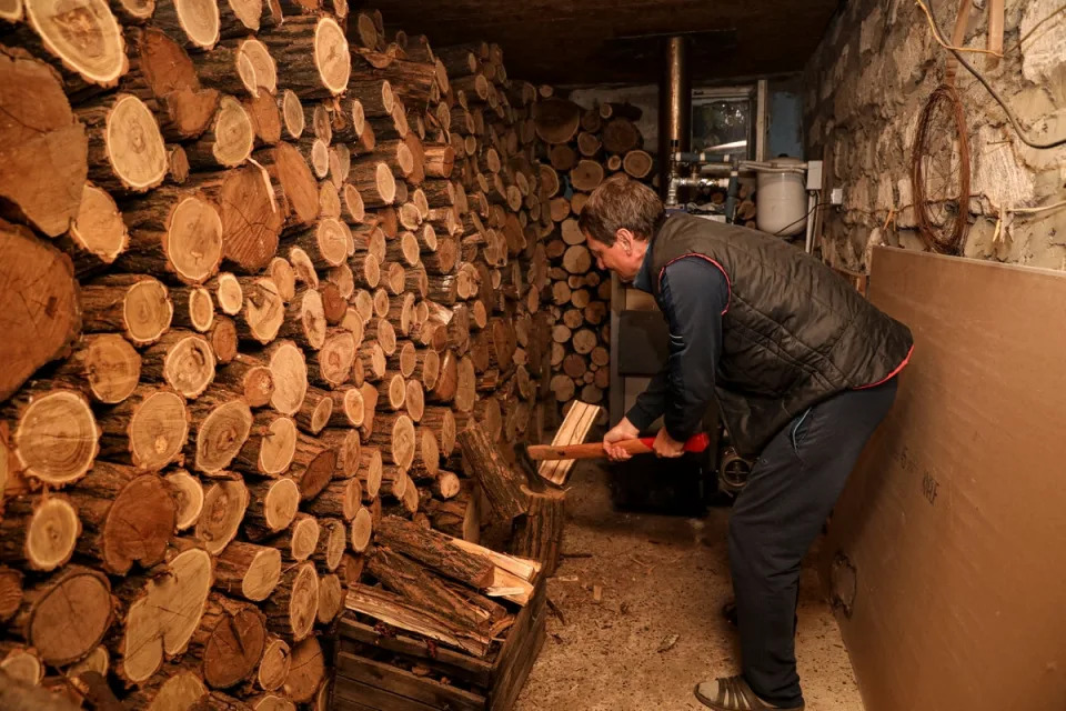 The European energy crisis boosts the price of firewood