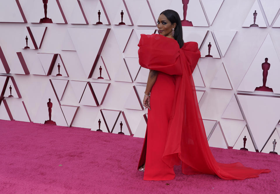 Angela Bassett arrives at the Oscars on Sunday, April 25, 2021, at Union Station in Los Angeles. (AP Photo/Chris Pizzello, Pool)