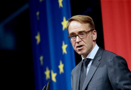 FILE PHOTO: Germany's Bundesbank President Jens Weidmann speaks during an economics conference in Linz, Austria, July 5, 2018. REUTERS/Lisi Niesner/File Photo