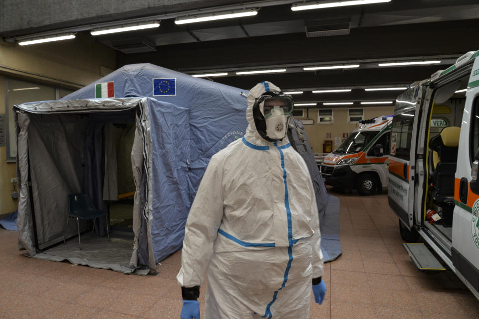  Staff assigned for Coronavirus tests at the Molinette hospital. Italy is at the third place in the world ranking as infected countries, after China and South Korea. The Italian authorities have ordered for the closure of schools, universities, pubs and imposed a stop to religious functions in Lombardy and Veneto regions. (Photo by Diego Puletto / SOPA Images/Sipa USA) 