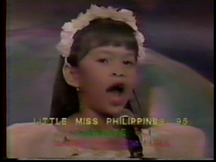 Pauleen Luna introduces herself during the 1995 Little Miss Philippines. (Screen grab from Eat Bulaga video, used with permission)