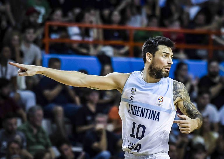 Carlos Delfino fue determinante en la victoria de la selección argentina de básquet sobre Canadá 