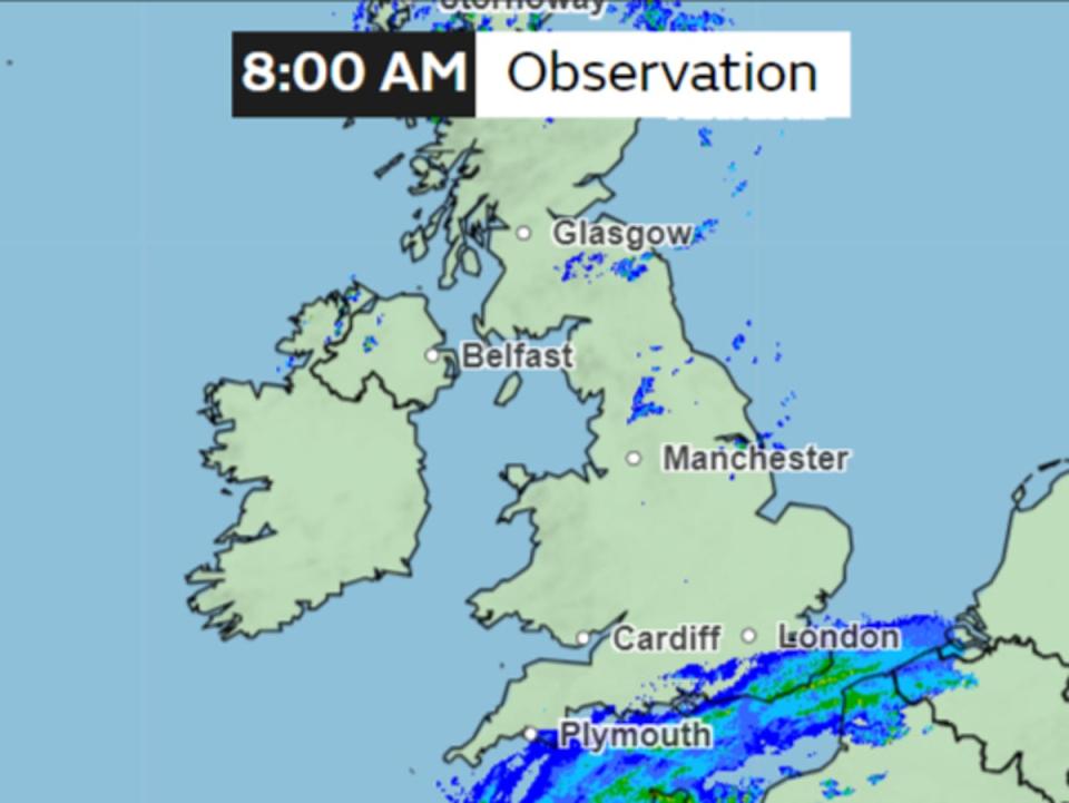 Around 8am, fewer areas remain under rain as clouds drift away from the UK (Met Office)