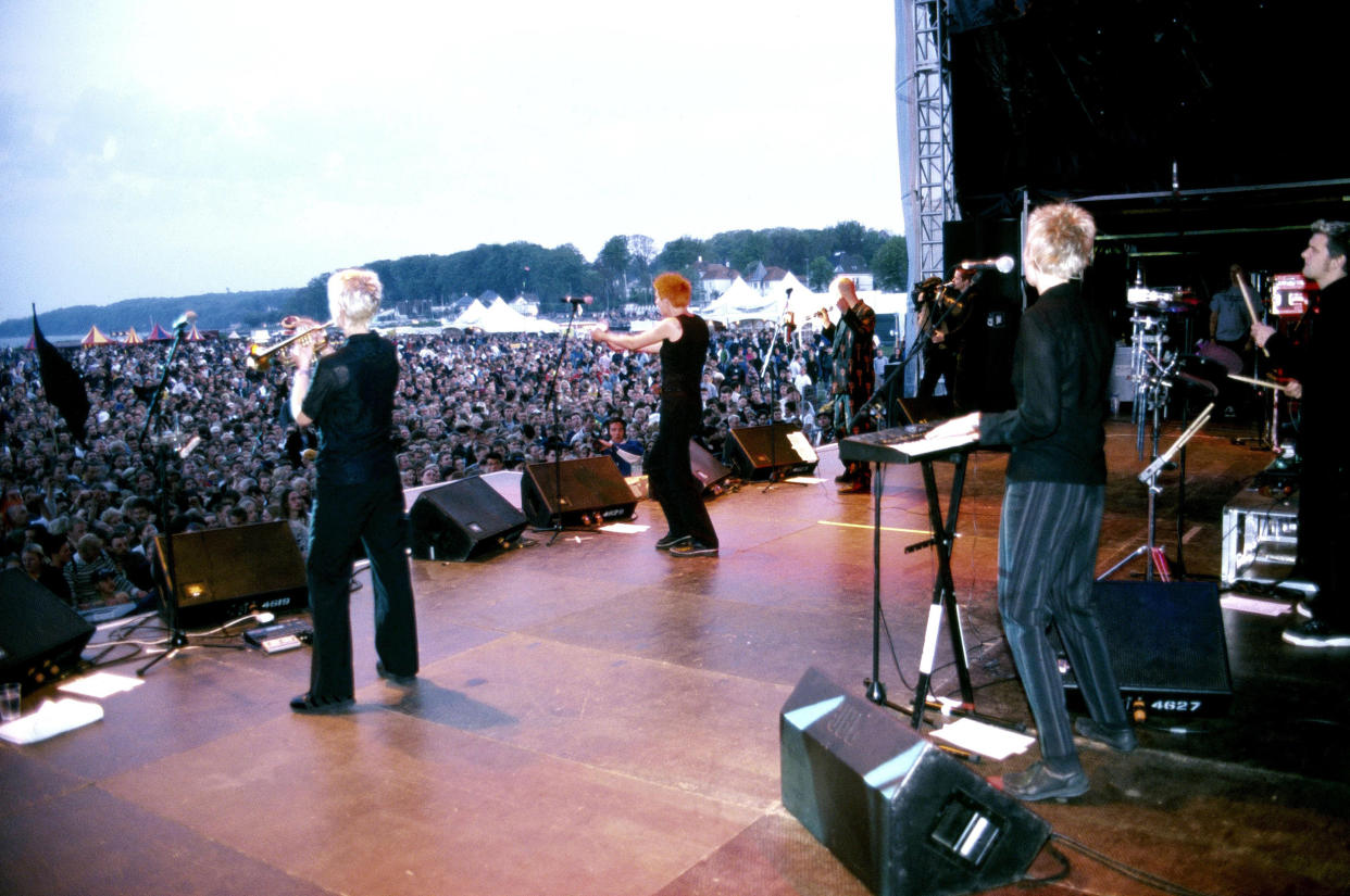 Chumbawamba performs in concert (Mick Hutson / Redferns)