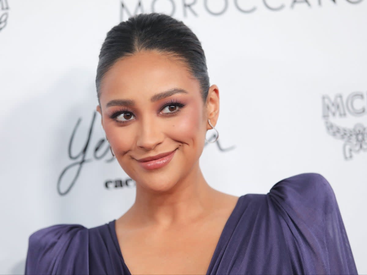 Shay Mitchell in April 2022 (AFP via Getty Images)