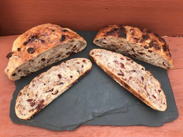 No-knead cranberry walnut bread