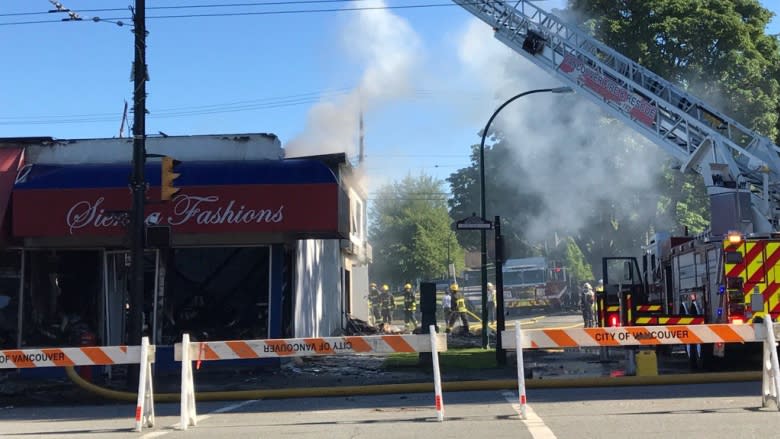 Stubborn fire flares up again in Vancouver's Kerrisdale neighbourhood