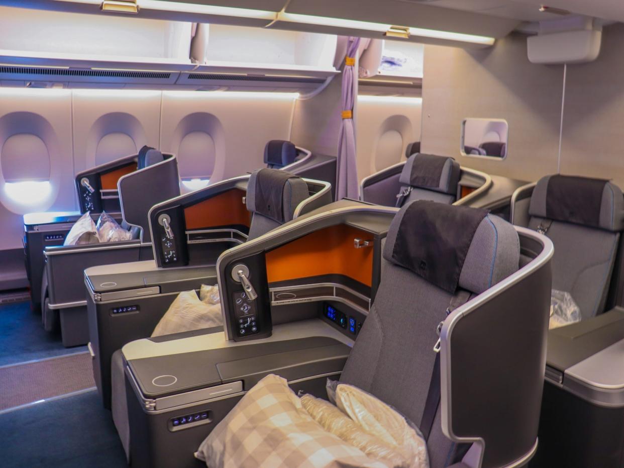 Business class onboard SAS Scandinavian Airlines' Airbus A350-900 XWB — SAS Scandinavian Airlines Airbus A350-900 XWB Tour