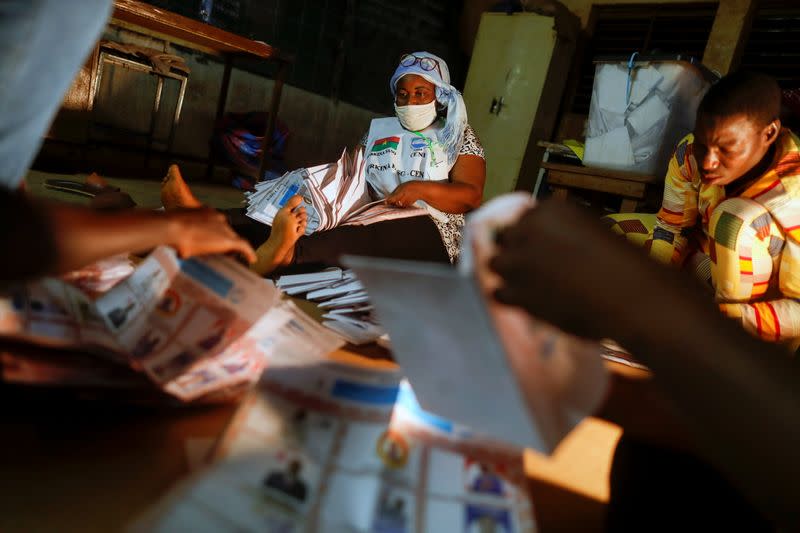 Burkina Faso holds presidential and legislative elections