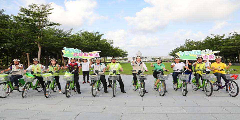 台南公共自行車系統啟用周年，市府推出T-Bike單車巡禮活動。（圖／南市新聞處提供，2017.08.07）