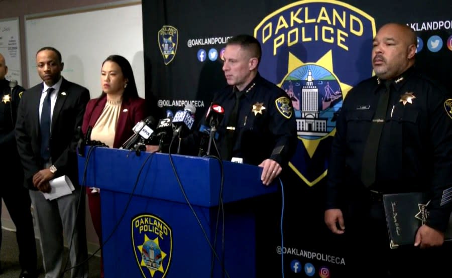 Oakland’s interim police chief and mayor hold a news conference on Dec. 29, 2023. (KRON4 image)