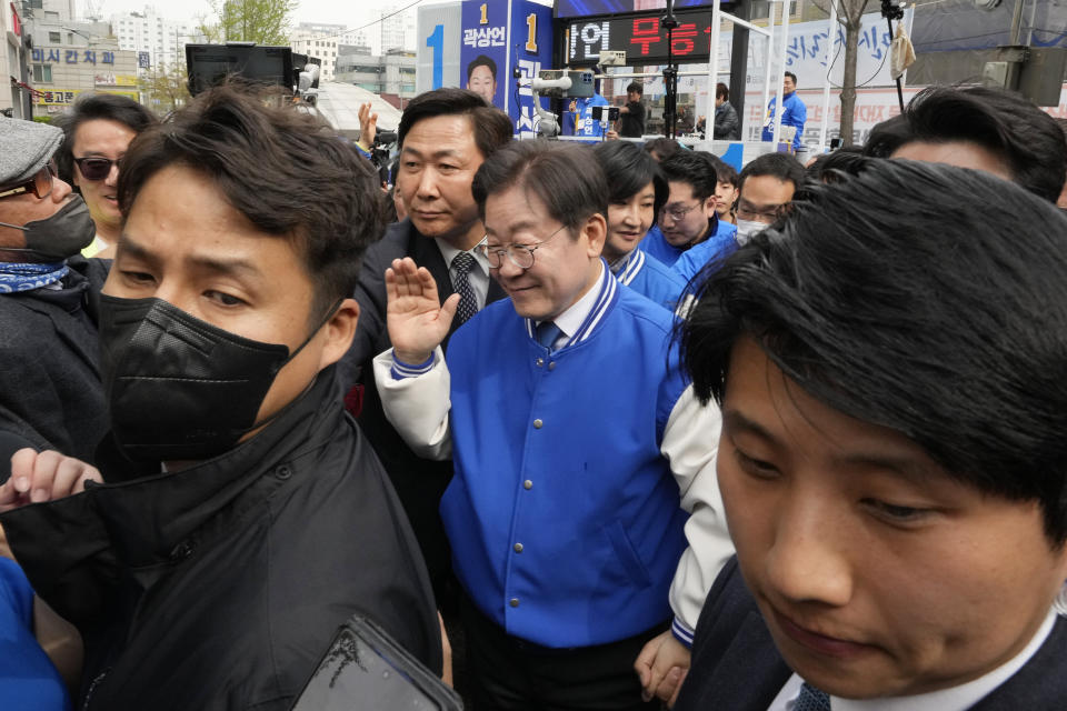 South Korea's main opposition Democratic Party leader Lee Jae-myung waves as he leaves a campaign rally for the upcoming parliamentary election on April 10, in Seoul, South Korea, Monday, April 8, 2024. As South Koreans head to the polls to elect a new 300-member parliament on this week, many are choosing their livelihoods and other domestic concerns as the most important election issues. It's in a stark contrast from past elections that were overshadowed by security and foreign policy issues like North Korean nuclear threats and U.S. security commitment for South Korea.(AP Photo/Ahn Young-joon)