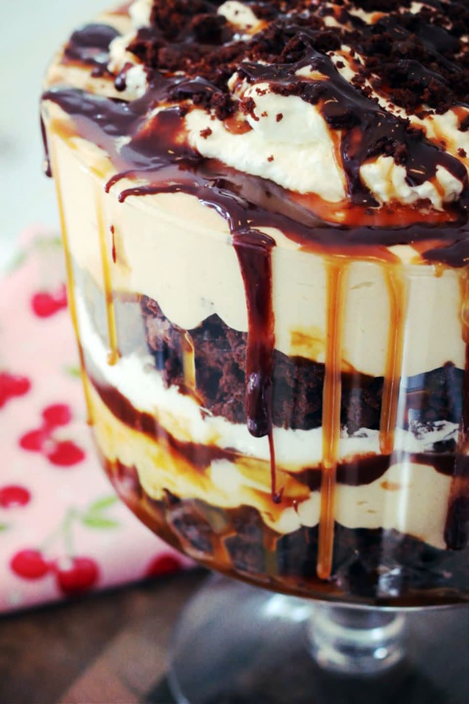 Oreo Cheesecake Brownie Trifle