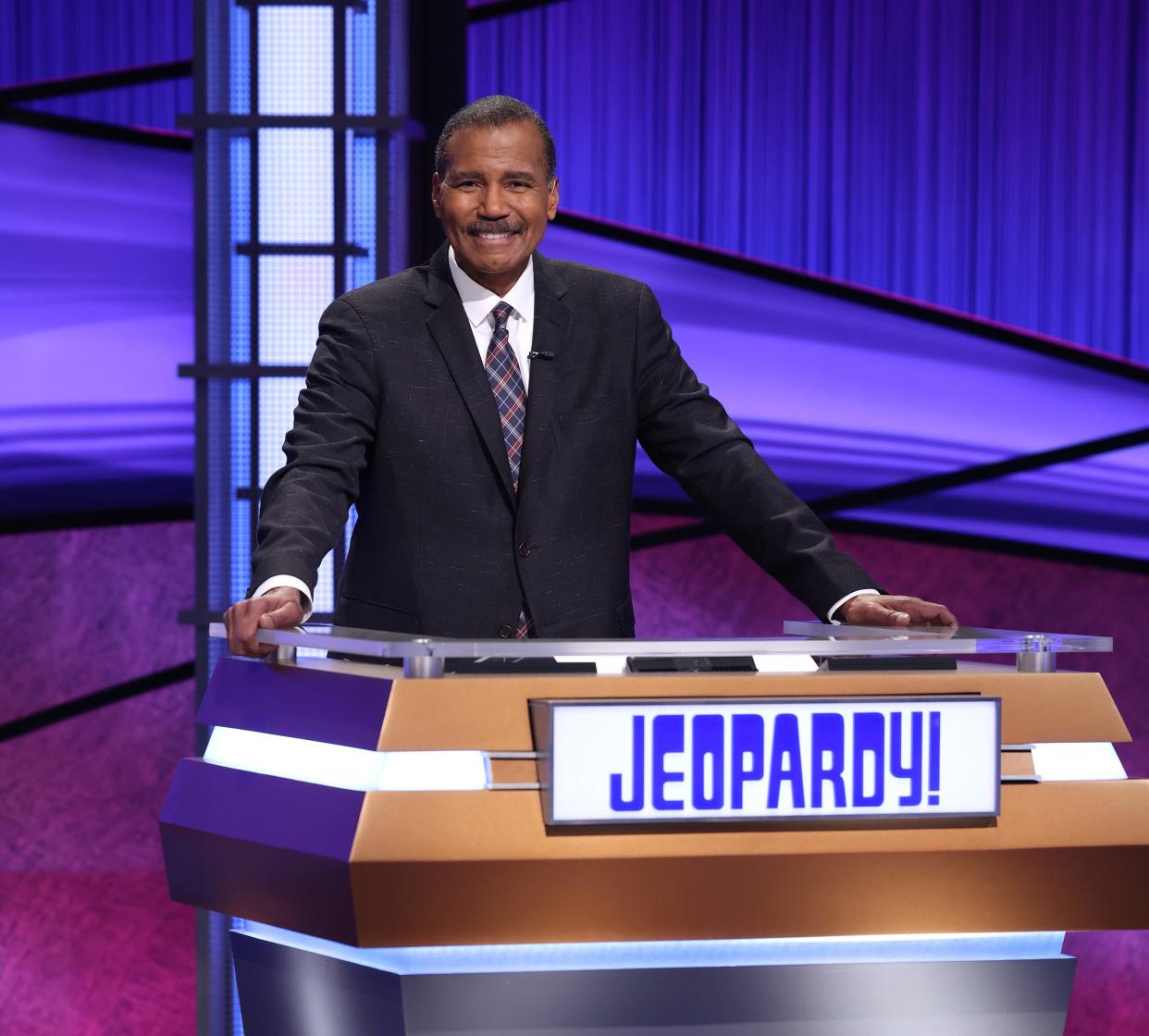 Bill Whitaker, a correspondent from CBS's "60 Minutes," took a turn as "Jeopardy!" guest host starting May 3.