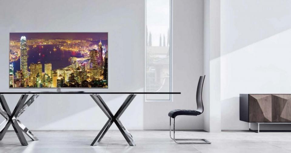 LG UHD TV一奈米 4K 電視採用 Nano Cell™一奈米顯示科技，提供消費者更寬廣視角的絕佳畫質與精準色彩。圖為UK7500