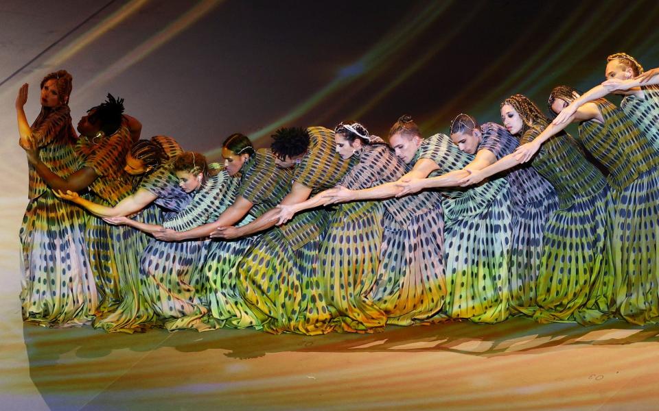 Dancers perform prior to the FIFA World Cup Qatar 2022 Group A match between Qatar and Ecuador at Al Bayt Stadium on November 20, 2022 in Al Khor, Qatar - Getty Images/Elsa