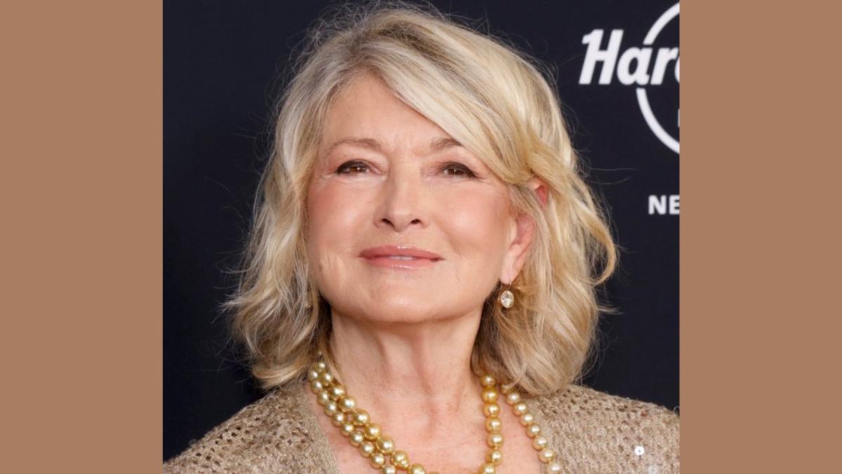 Martha Stewart, 82, Gets a More Youthful Look Thanks to This  L’Oréal Multitasker