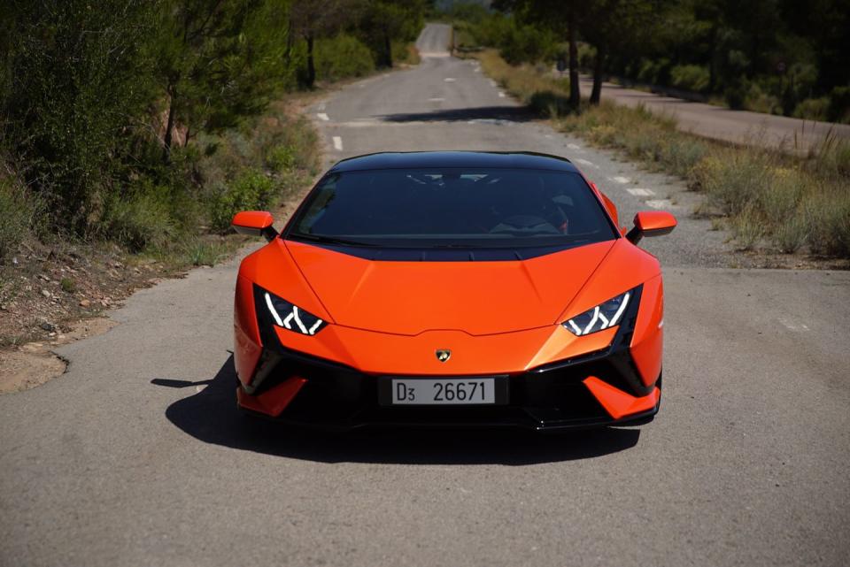 2023 Lamborghini Huracán Tecnica - Photos From Every Angle