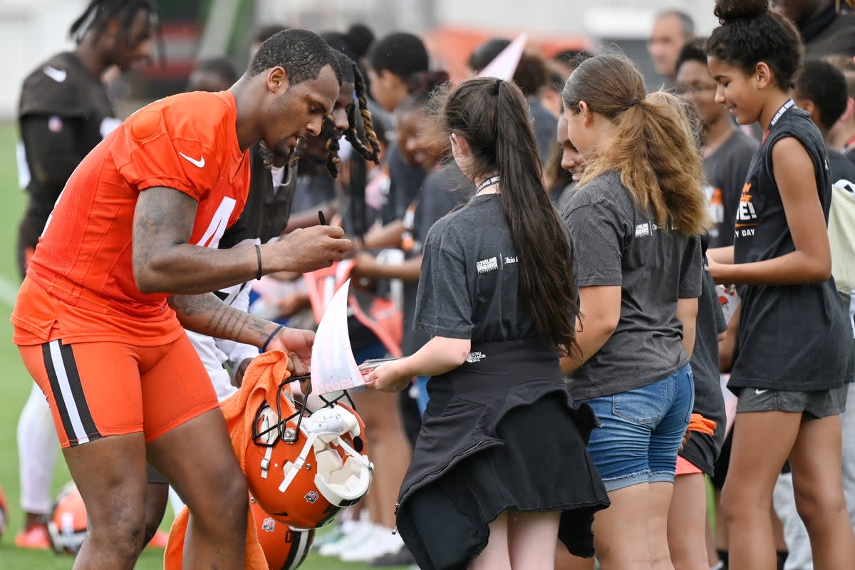 BROWNS-WATSON (AP)