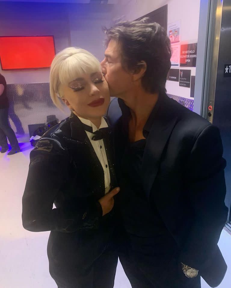 Lady Gaga compartió una foto con Tom Cruise luego de su show en Las Vegas (Foto: Instagram / @ladygaga)