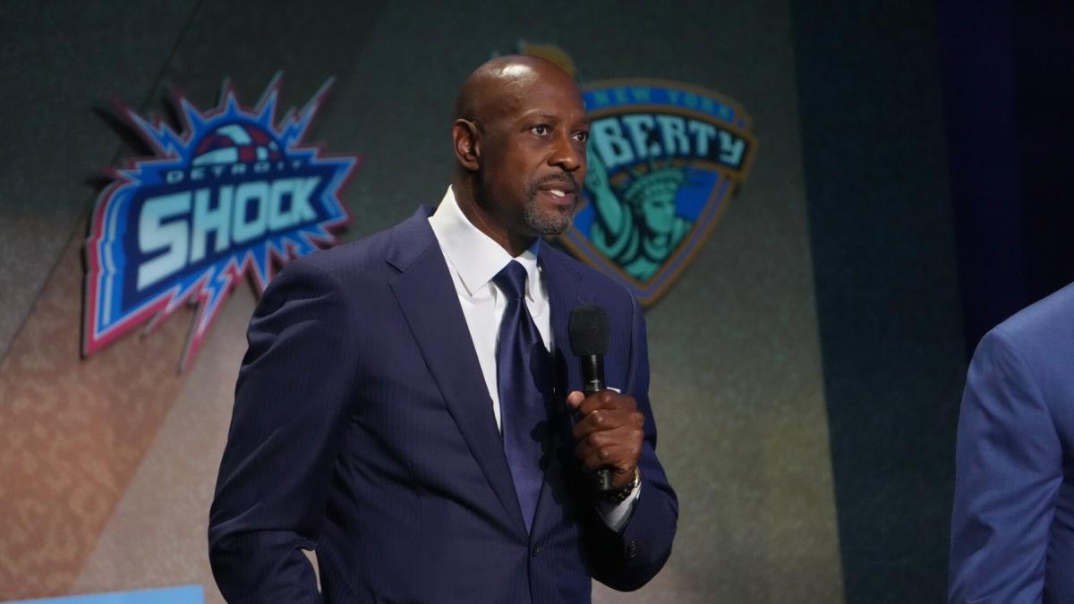 Hall of Famer Alonzo Mourning has surgery to deal with prostate cancer, urges men to get checked