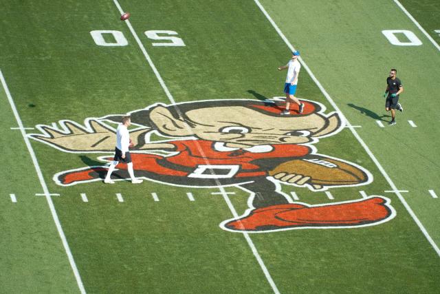 NFL World Reacts to Browns' New 'Brownie' Midfield Logo - Sports