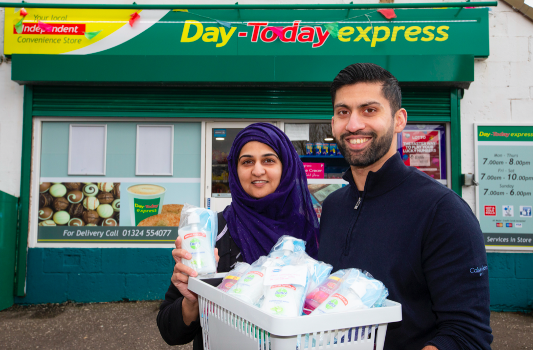 Asiyah and Jawad Javed are giving away hand sanitiser to people over the age of 65. (SWNS) 