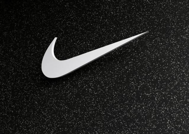 Pulido Valiente Dentro Nike's CFO Donald Blair to retire