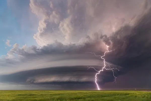 A June 2019 supercell over a field in Kansas.