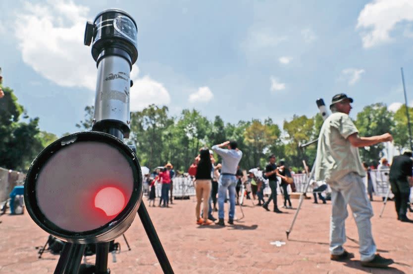 Nunca es seguro mirar directamente al Sol sin utilizar protección especializada,