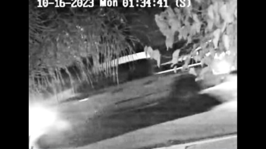 The suspect's vehicle was captured on surveillance video on Oct. 16, 2023. (Los Angeles County Sheriff’s Department)