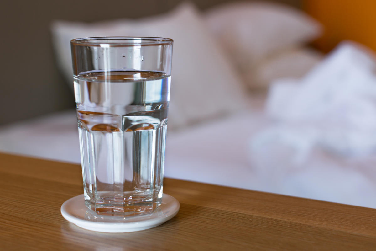 What happens if you drink out of the same water glass for a week