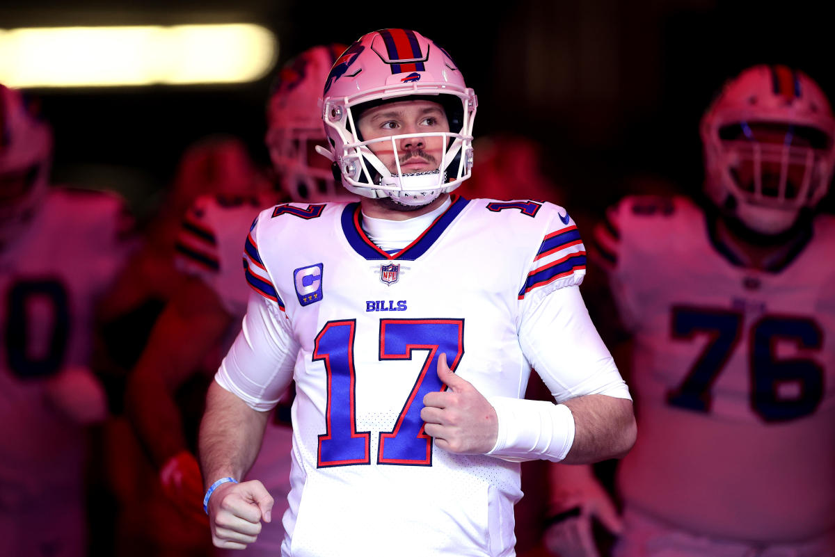 Josh Allen Reveals His NFL Advice For Trey Lance - The Spun: What's  Trending In The Sports World Today