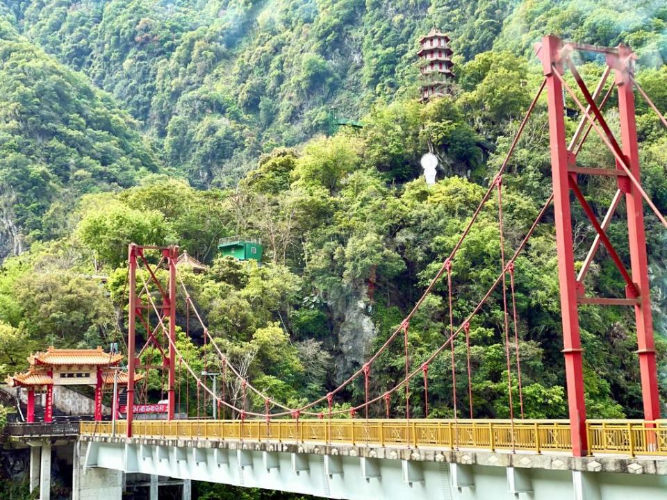 太魯閣祥德寺。（中華旅行社提供）