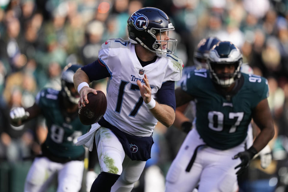 Tennessee Titans' Ryan Tannehill runs with the ball during the first half of an NFL football game against the Philadelphia Eagles, Sunday, Dec. 4, 2022, in Philadelphia. (AP Photo/Matt Slocum)