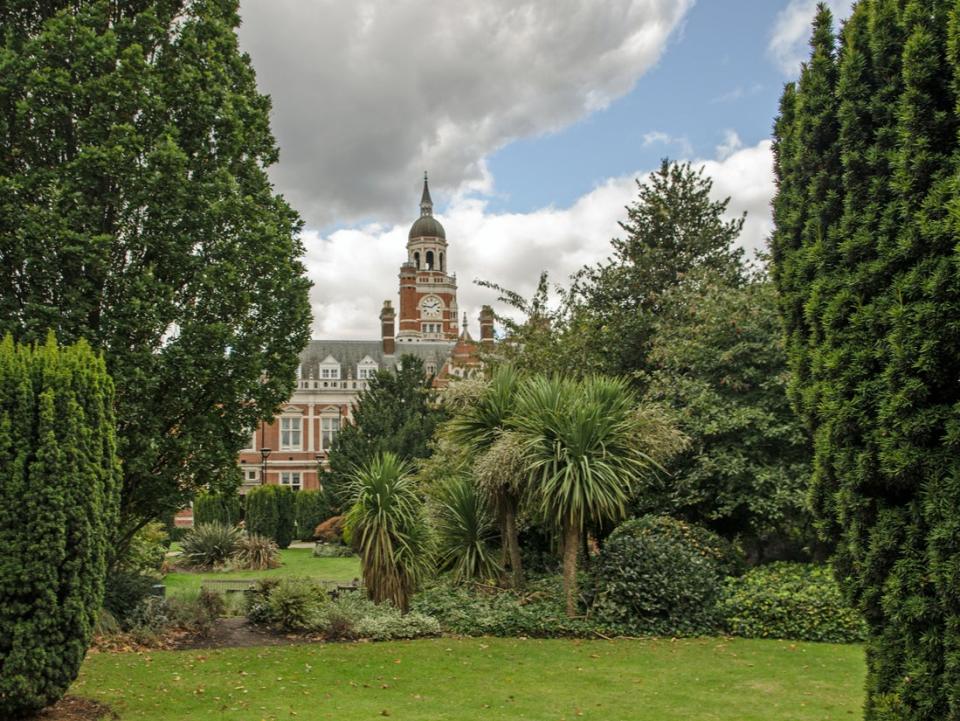 Croydon offers green spaces beneath the grey image (Getty Images/iStockphoto)