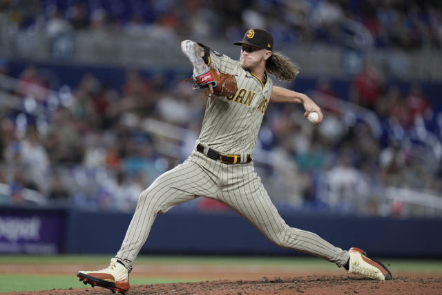 Segura, Fortes singles in 9th rally Marlins over Padres, Hader 2-1