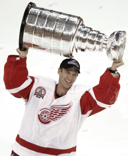 Hasek claimed the Stanley Cup with a star-studded Red Wings team in 2002. (AP)