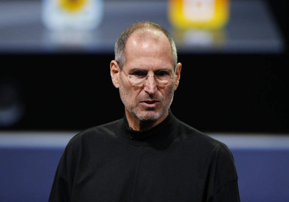 Apple CEO Steve Jobs introduces the iPad during an Apple event in San Francisco, Wednesday, Jan. 27, 2010. (AP Photo/Paul Sakuma)