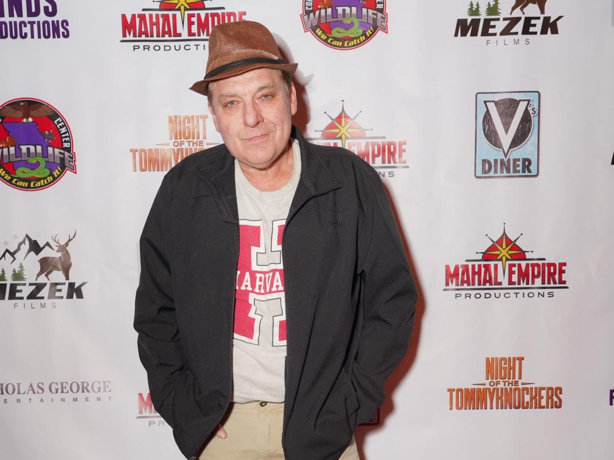 Tom Sizemore at "Night Of The Tommyknockers" premiere.