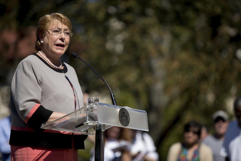 智利女總統巴舍萊於23日公開向原住民馬普切人誠摯地表達歉意。（美聯社）