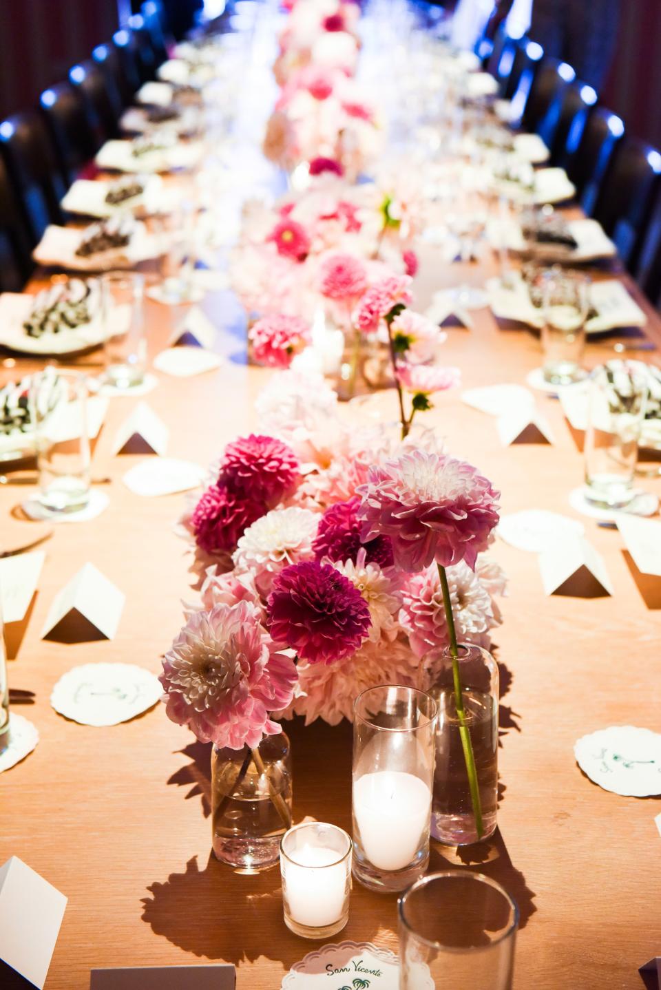 <h1 class="title">Dahlia-filled dinner table</h1><cite class="credit">Photo: BFA</cite>