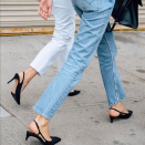 <p>Slingbacks sind die absoluten Must-have-Schuhe der Saison! Mit lässigen Mom-Jeans wird der Kult-Schuh aus den 50ern zum idealen Streetstyle-Partner. (Bild: Instagram/the___edit) </p>