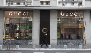 Gucci opens store in Ross Park Mall