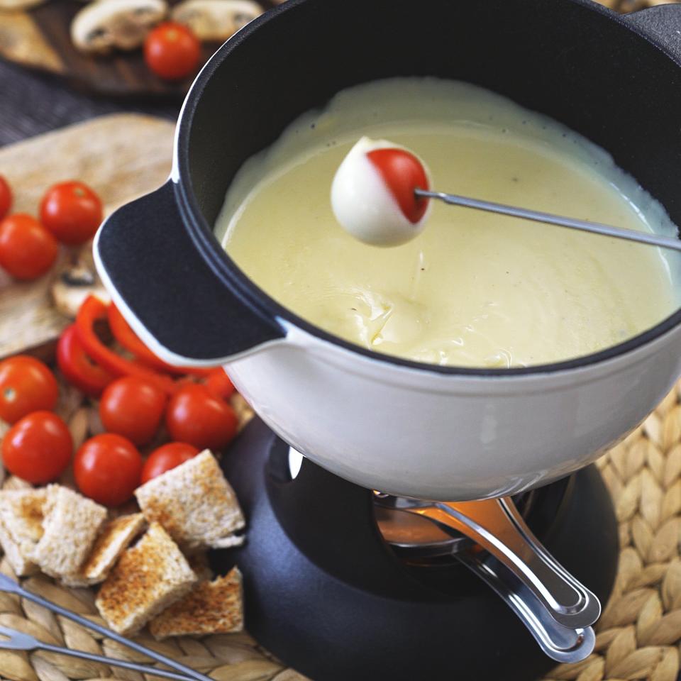 Classic Swiss Cheese Fondue